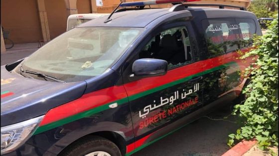 مختل عقلي يُهاجم مفوضية الشرطة بمدينة أولاد تايمة و يُخلف خسائر مادية