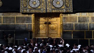 السعودية تحذر من شركات الحج الوهمية وتؤكد أنه لا حج إلا بتأشيرة حج