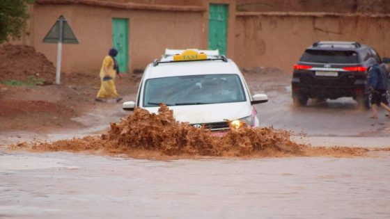 الأمطار الرعدية.. وزارة الداخلية تدعوا المواطنين إلى توخي الحيطة والحذر 