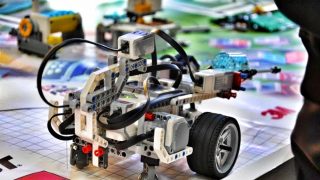 حوالي 1200 شاب يخوضون غمار المسابقة الوطنية للروبوتيك 2025