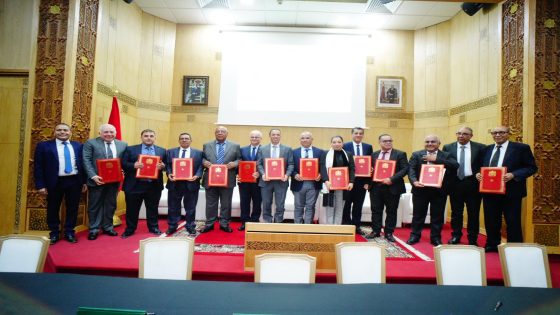 من خلال عروض مجموعة بريد المغرب وفروعها.. توقيع اتفاقية إطار تتعلق بوضع إطار شراكة يهدف إلى دعم الفاعلين في قطاع الصناعة التقليدية