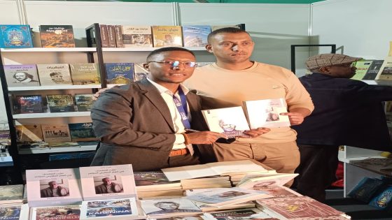 في حضرة الرمزية والفلسفة: لقاء مع الكاتب لحسن وحي في ختام معرض الكتاب بالرباط