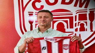 تعيين الإطار الوطني عزيز الذنيبي مدربا جديدا للنادي الرياضي المكناسي لكرة القدم