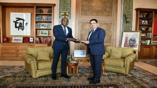 ناصر بوريطة يستقبل وزير خارجية جزر القمر حاملاً رسالة إلى جلالة الملك