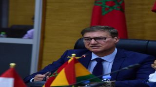 الداخلة تحتضن لقاءً دوليًا يبحث التكامل بين صحافة الجودة والتربية على الإعلام