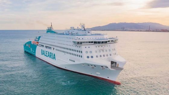 تشغيل أول سفينتين كهربائيتين على الخط البحري طنجة-طريفة بحلول 2027