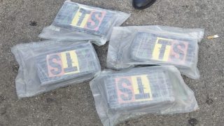 باب سبتة.. توقيف سيدة متورطة في محاولة تهريب أزيد من 4.7 كيلوغرام من الكوكايين