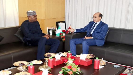 المغرب ونيجيريا يعززان التعاون القضائي في مكافحة الجريمة المنظمة