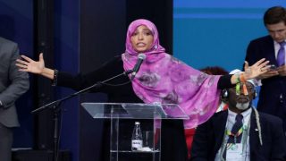 نادي المحامين بالمغرب يقاضي توكل كرمان بتركيا