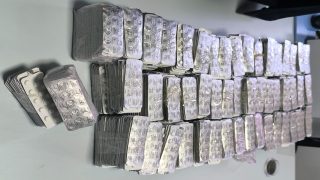 تطوان.. إحباط محاولة تهريب أزيد من 30 ألف قرص طبي مخدر بمعبر باب سبتة