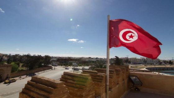 مسيرة احتجاجية في حفوز التونسية تضامنًا مع حكم مستبعد من القائمة الدولية