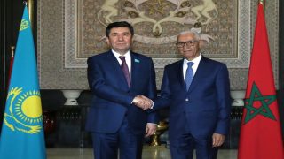 مباحثات بين رشيد الطالبي العلمي ورئيس مجلس النواب الكازاخستاني لتعزيز الدبلوماسية البرلمانية