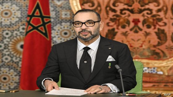 A handout picture released by the Moroccan Royal Palace on November 6, 2021, shows King Mohammed VI delivering a speech to the nation on the occasion of the 46th anniversary of the Green March, in the capital Rabat. Morocco's King Mohamed VI said that Western Sahara is "not negotiable", as tensions flared with Algeria over the disputed territory. In 1975, the king's father, Hassan II, sent 350,000 civilian volunteers on the iconic march into the Western Sahara. (Photo by Moroccan Royal Palace / AFP) / RESTRICTED TO EDITORIAL USE - MANDATORY CREDIT "AFP PHOTO / SOURCE / MOROCCAN ROYAL PALACE- NO MARKETING NO ADVERTISING CAMPAIGNS - DISTRIBUTED AS A SERVICE TO CLIENTS