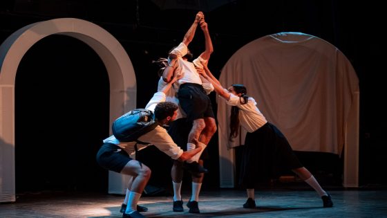 بالحسيمة.. «المسرح المهجور» يعيد طرح أسئلة الطفولة والهوية في تجربة مسرحية متعددة اللغات