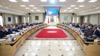 اللجنة الوطنية لليقظة تشيد بالتعليمات الملكية للتدخل العاجل ودعم متضرري فيضانات القصر الكبير