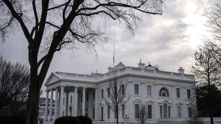 البيت الأبيض: الولايات المتحدة قدمت دعما استخباراتيا للجيش المكسيكي للقبض على زعيم المخدرات “إل مينتشو”