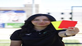 من صافرة التحكيم إلى تسيير نادٍ كروي.. صابرين العزوان تكتب مساراً استثنائياً في العرائش