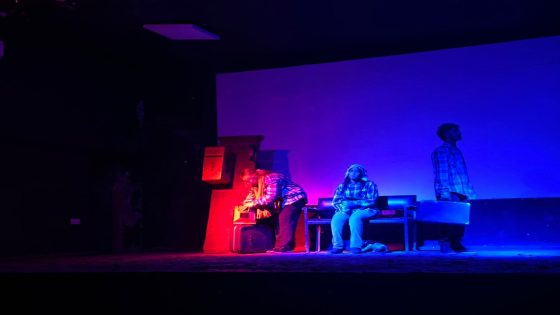 “La Navette”… حين يتحول الانتظار إلى مواجهة، ويبوح الصمت بأثقل ما في الإنسان