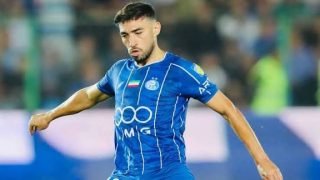 تقارير إعلامية: منير الحدادي ينتظر مغادرة إيران بعد توقف الرحلات الجوية