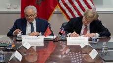 المغرب والولايات المتحدة يوقعان خارطة طريق دفاعية لعشر سنوات لتعزيز الشراكة الاستراتيجية