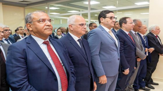 وزارة النقل تطلق عملية عصرنة توزيع رخص السياقة والبطائق الرمادية لتقليص آجال التسليم